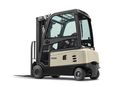Empilhador Elétrico SC6200 Cabinado Crown